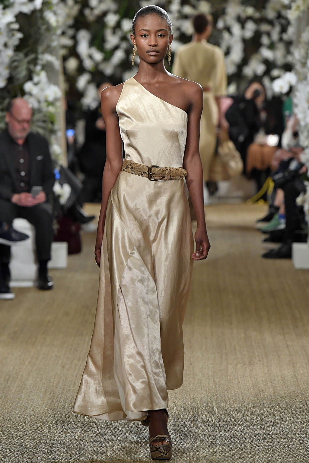 Fashion Week New York Spring/Summer 2017 look 1 from the Ralph Lauren collection womenswear
