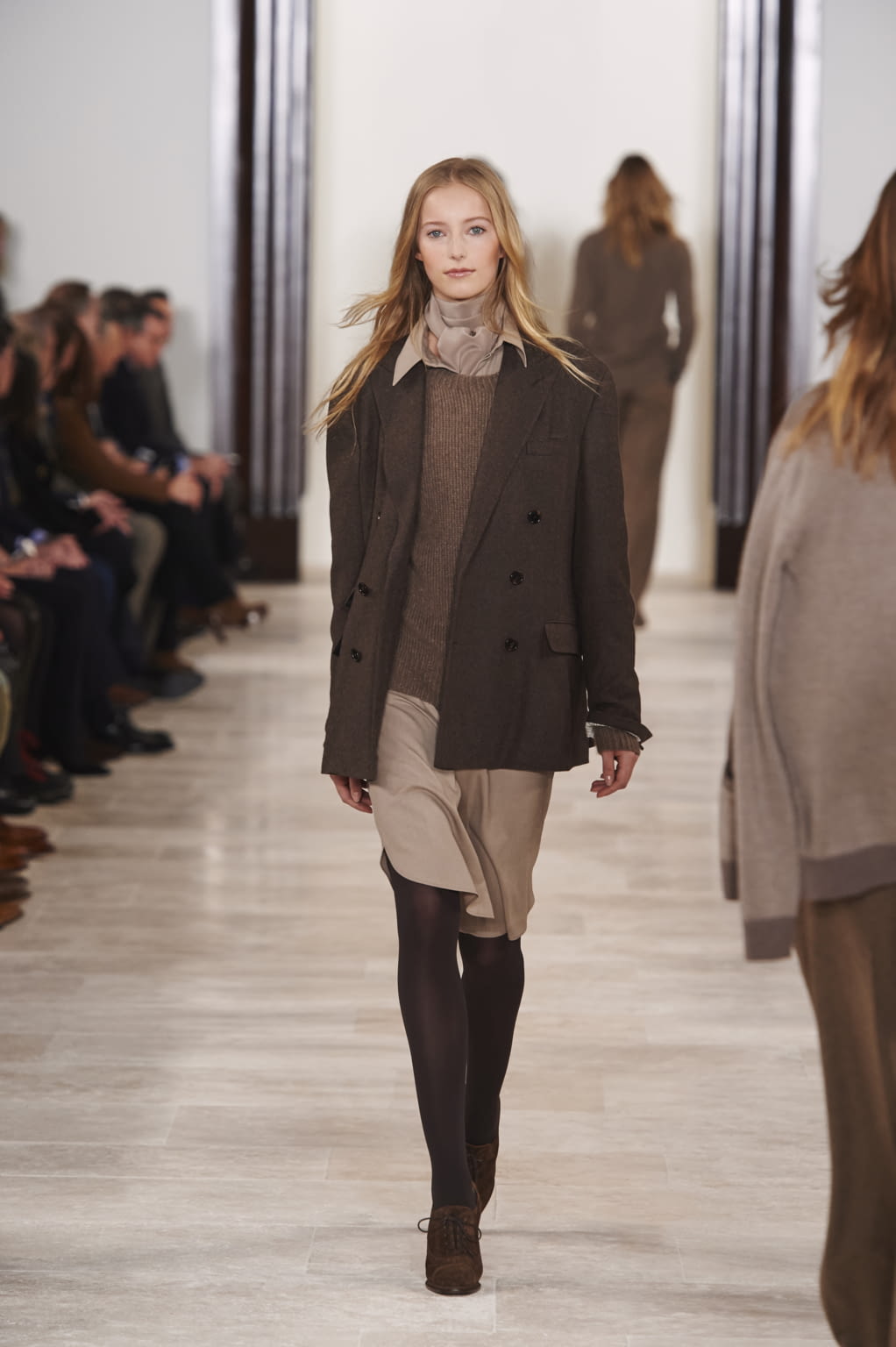 Fashion Week New York Fall/Winter 2016 look 42 from the Ralph Lauren collection 女装