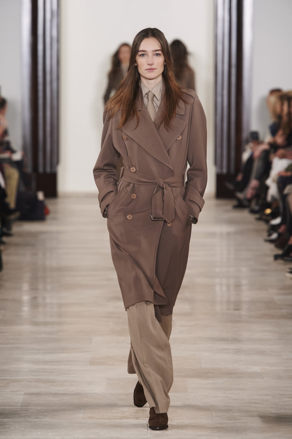 Fashion Week New York Fall/Winter 2016 look 45 from the Ralph Lauren collection 女装