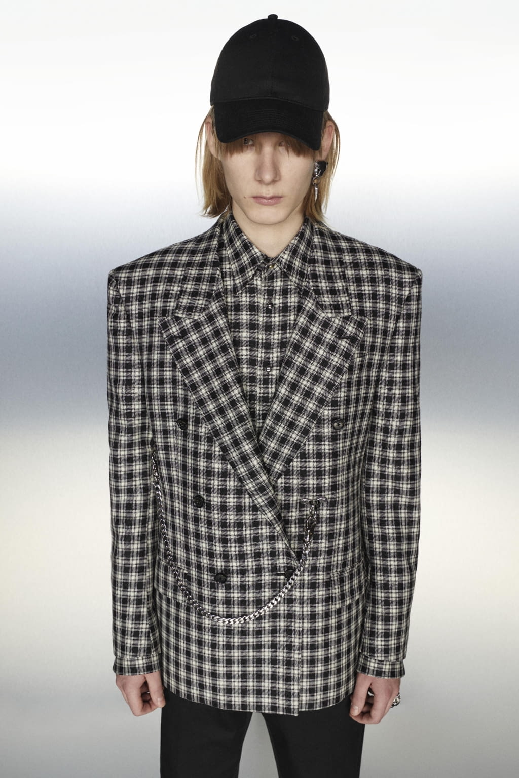 Fashion Week Milan Fall/Winter 2022 look 5 de la collection Roberto Cavalli menswear
