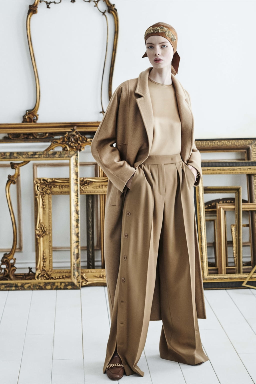 Fashion Week Milan Resort 2021 look 15 from the Max Mara collection 女装