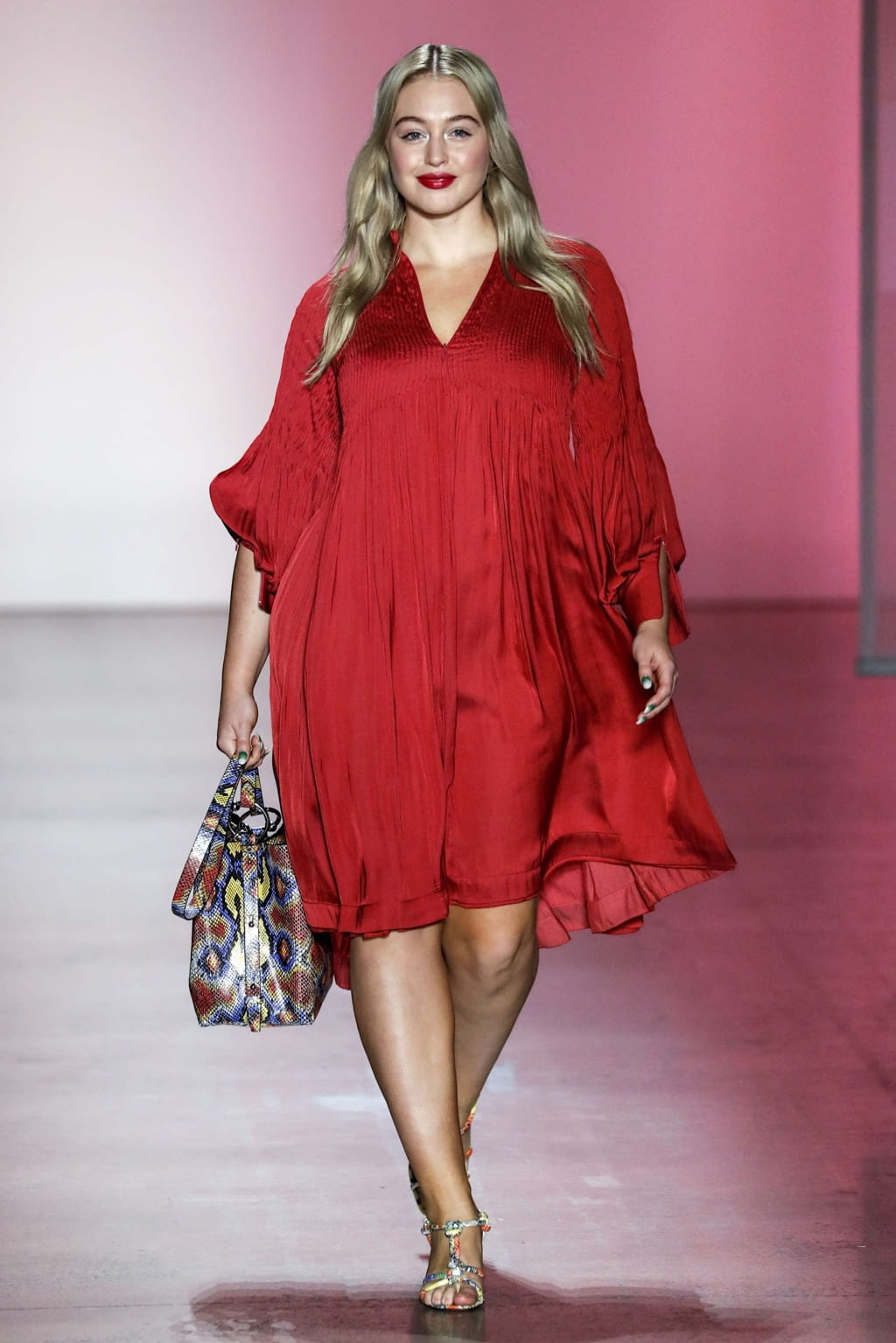 Fashion Week New York Fall/Winter 2019 look 15 from the Rebecca Minkoff collection womenswear