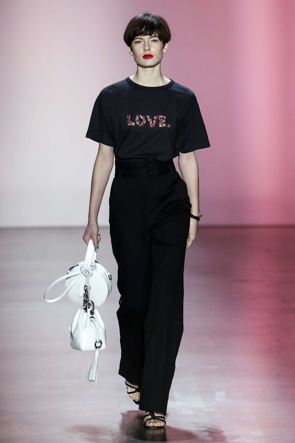 Fashion Week New York Fall/Winter 2019 look 16 from the Rebecca Minkoff collection womenswear