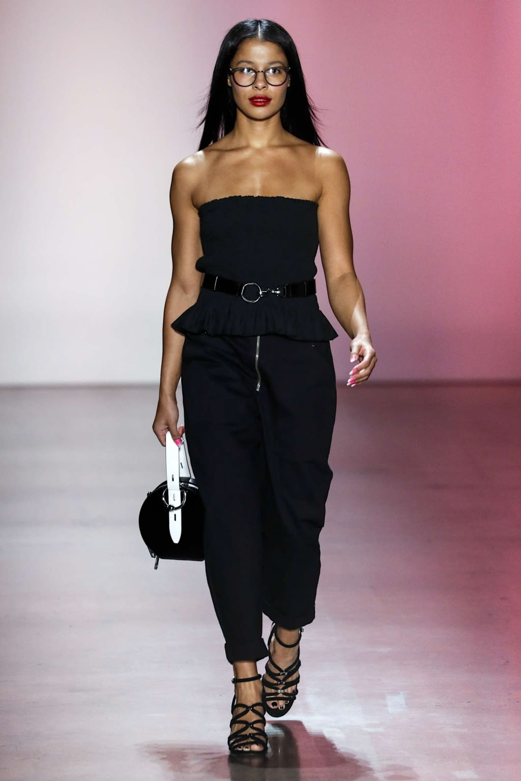 Fashion Week New York Fall/Winter 2019 look 17 from the Rebecca Minkoff collection womenswear