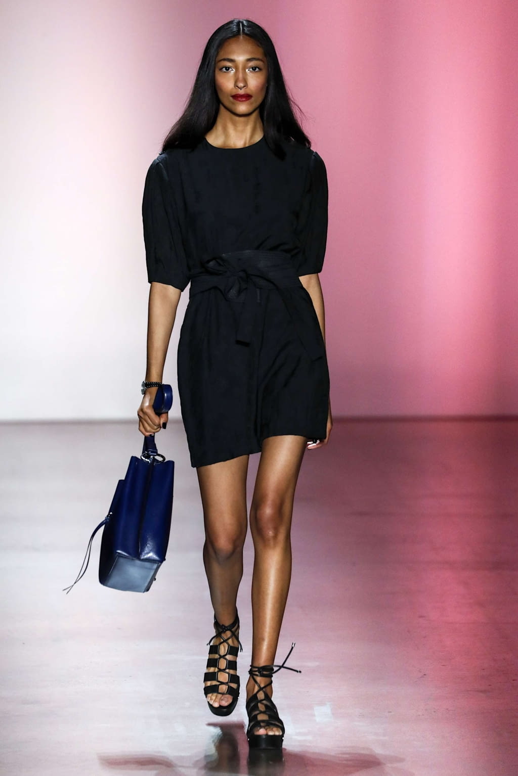 Fashion Week New York Fall/Winter 2019 look 18 from the Rebecca Minkoff collection womenswear