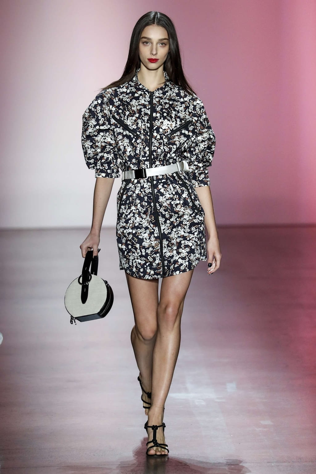 Fashion Week New York Fall/Winter 2019 look 31 from the Rebecca Minkoff collection womenswear