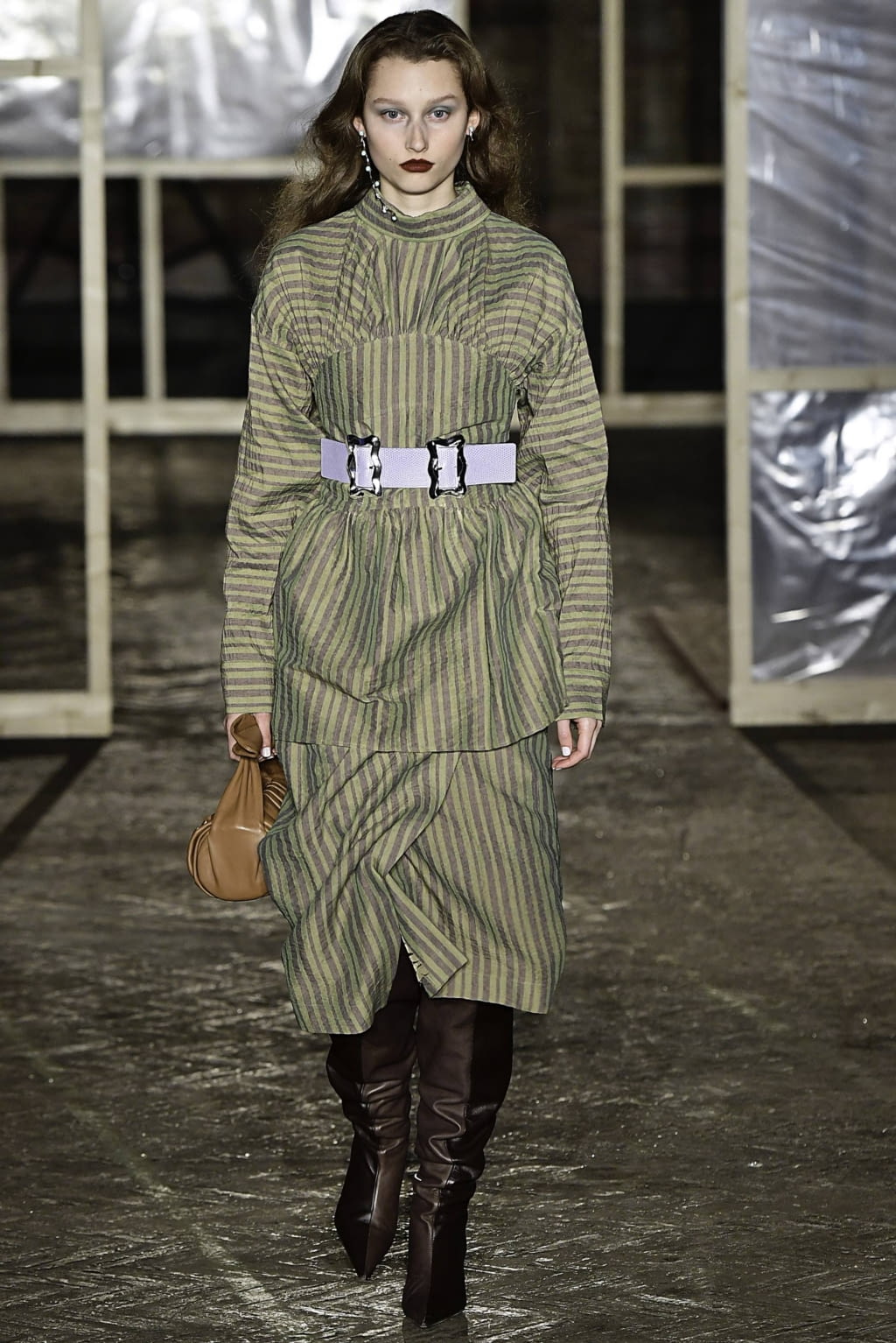 Fashion Week London Fall/Winter 2019 look 29 from the Rejina Pyo collection 女装