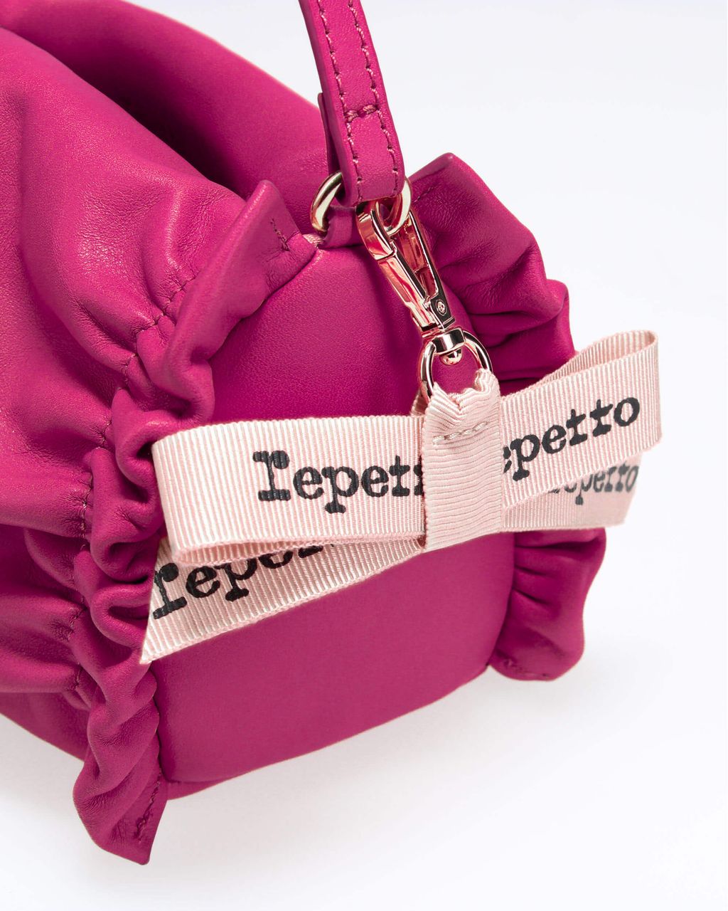 Fashion Week Paris Spring/Summer 2025 look 120 from the Repetto collection womenswear accessories