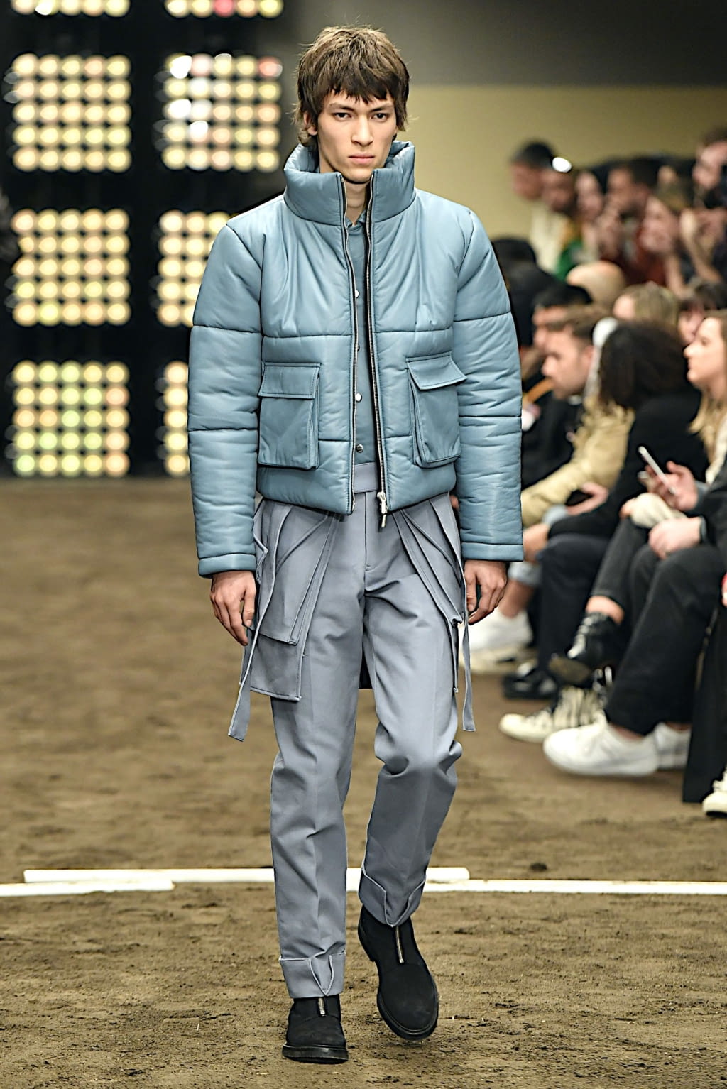 Fashion Week Paris Fall/Winter 2020 look 7 from the Rhude collection 男装