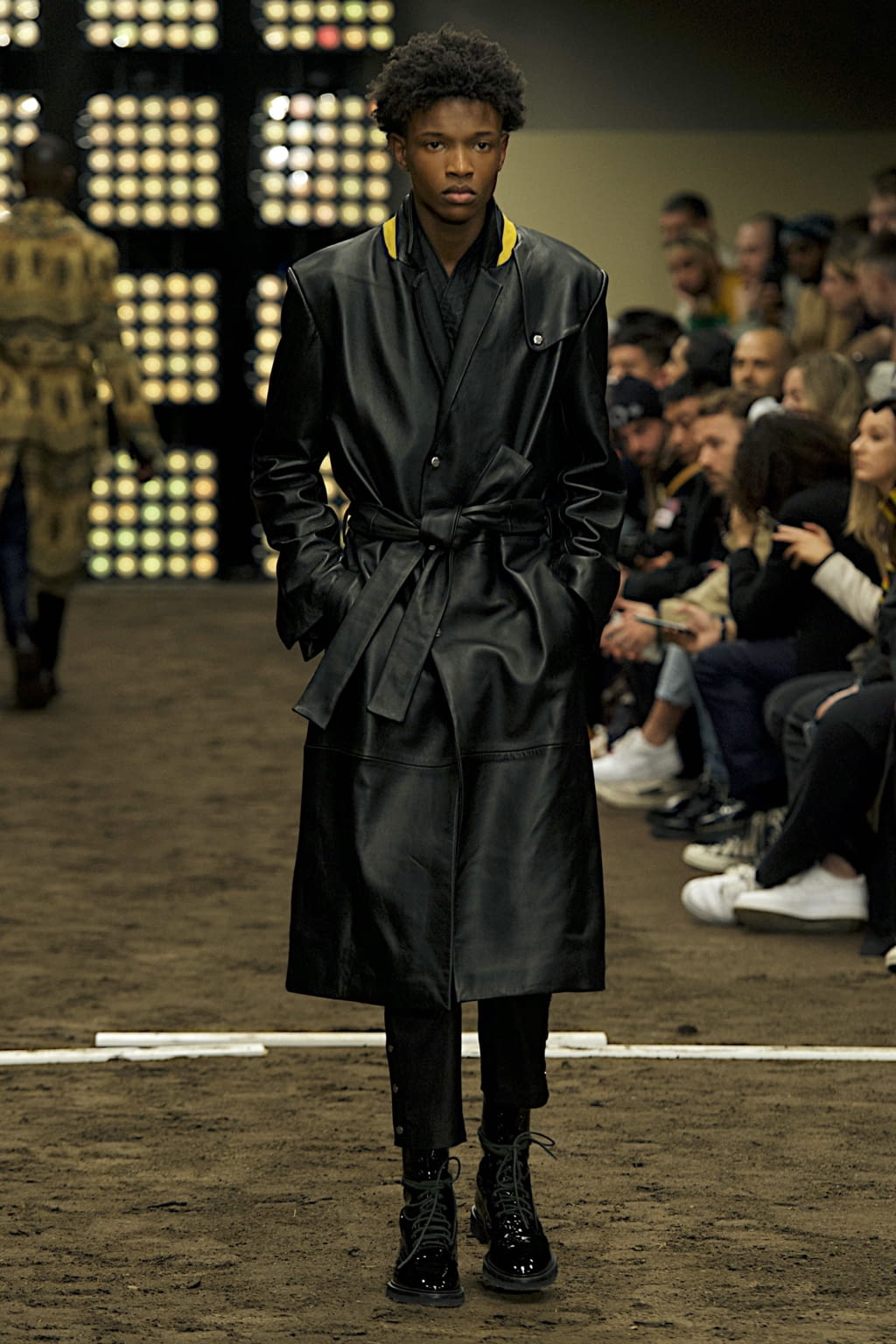Fashion Week Paris Fall/Winter 2020 look 26 from the Rhude collection 男装