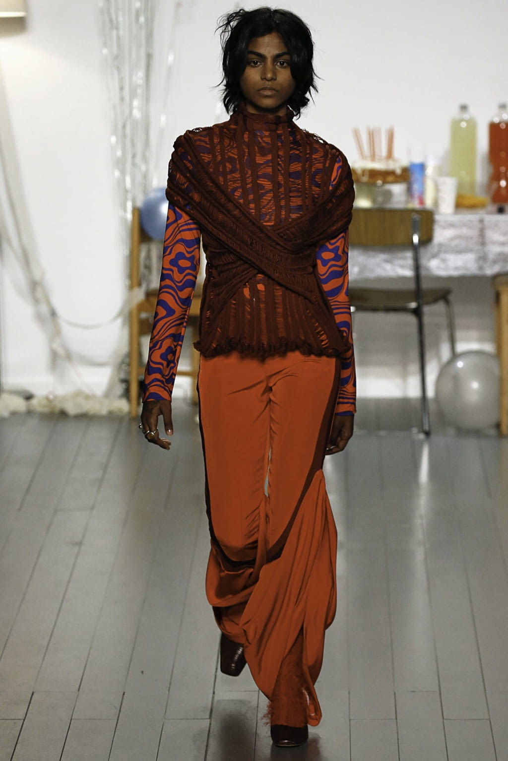 Fashion Week London Fall/Winter 2019 look 14 from the Richard Malone collection 女装