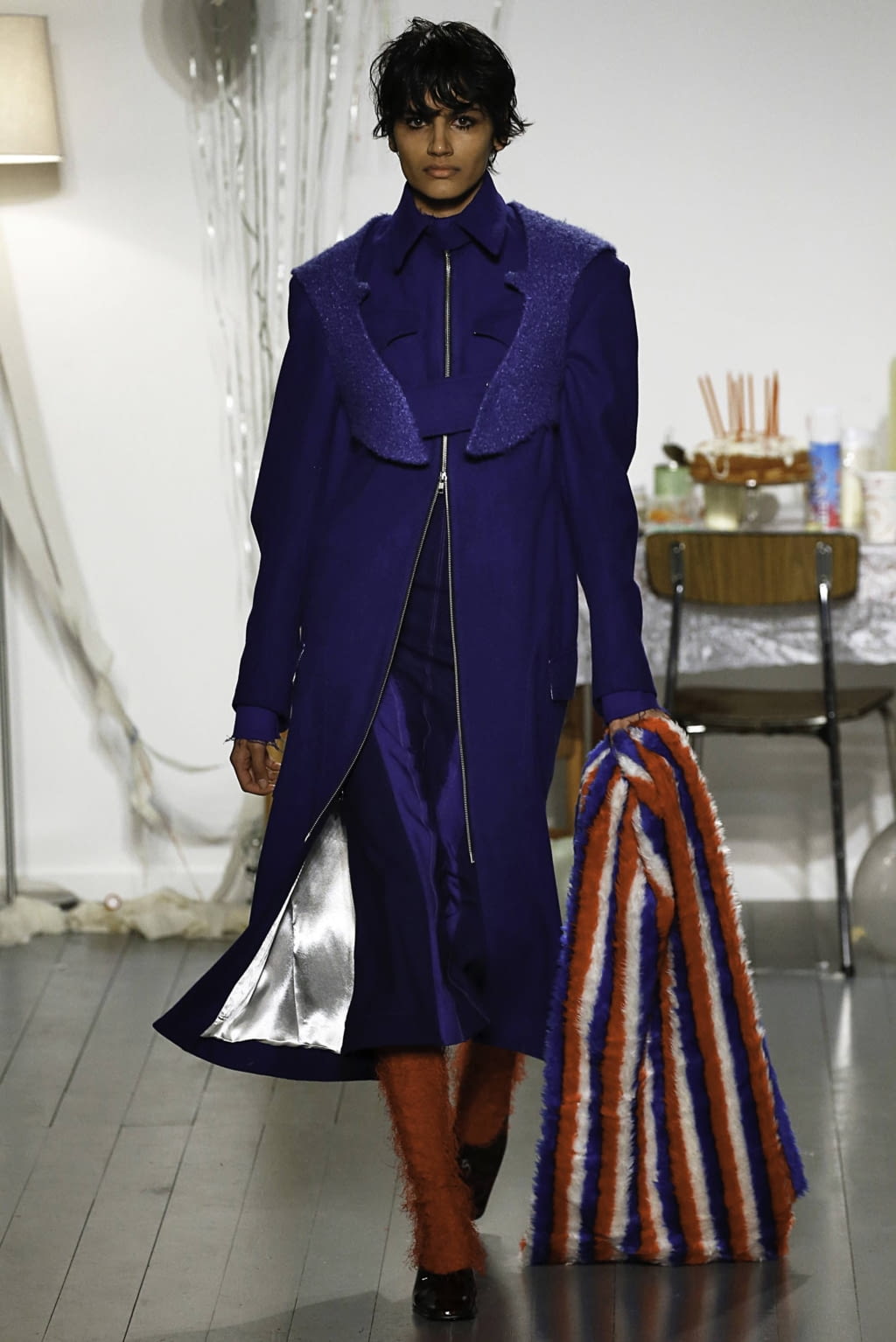 Fashion Week London Fall/Winter 2019 look 23 from the Richard Malone collection 女装