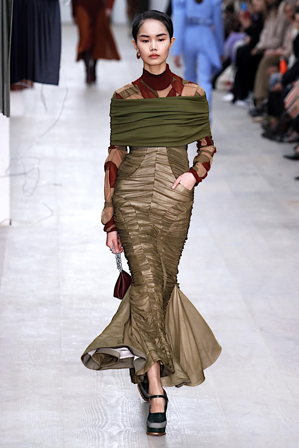 Fashion Week London Fall/Winter 2020 look 12 de la collection Richard Malone womenswear
