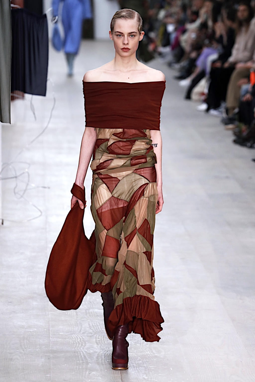 Fashion Week London Fall/Winter 2020 look 14 from the Richard Malone collection 女装
