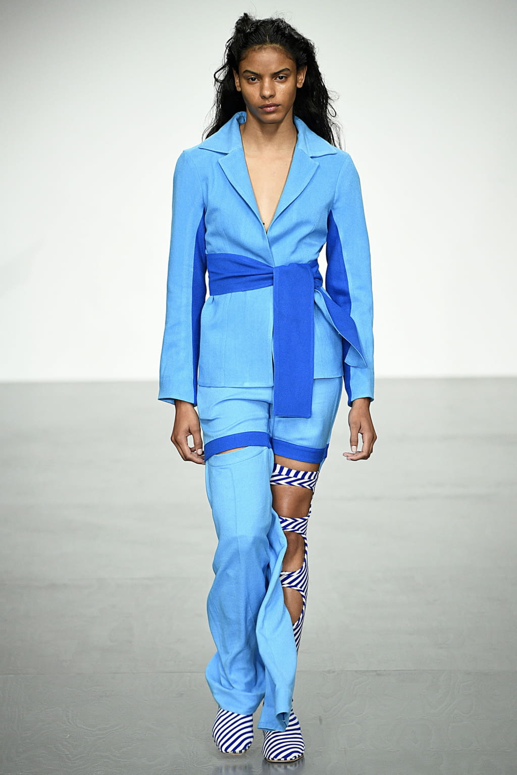 Fashion Week London Spring/Summer 2018 look 1 from the Richard Malone collection womenswear