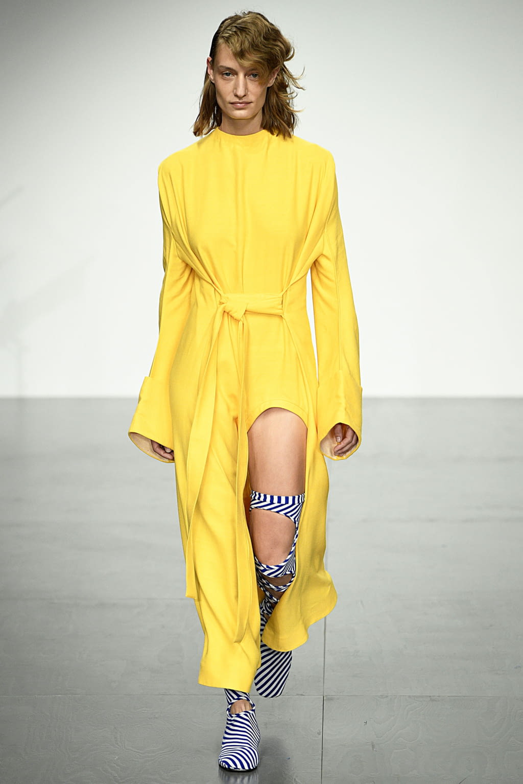 Fashion Week London Spring/Summer 2018 look 14 from the Richard Malone collection womenswear