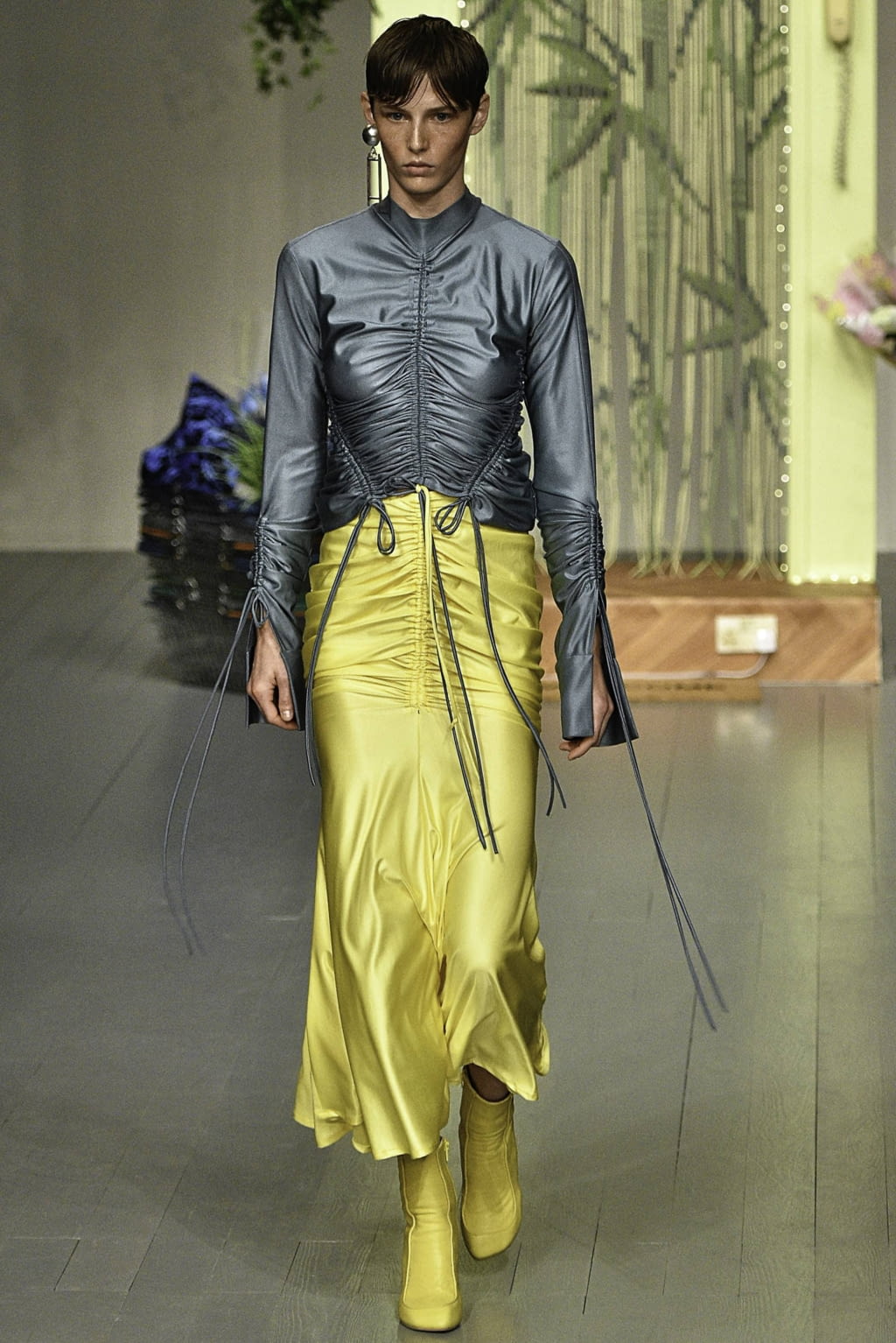 Fashion Week London Spring/Summer 2019 look 12 from the Richard Malone collection womenswear