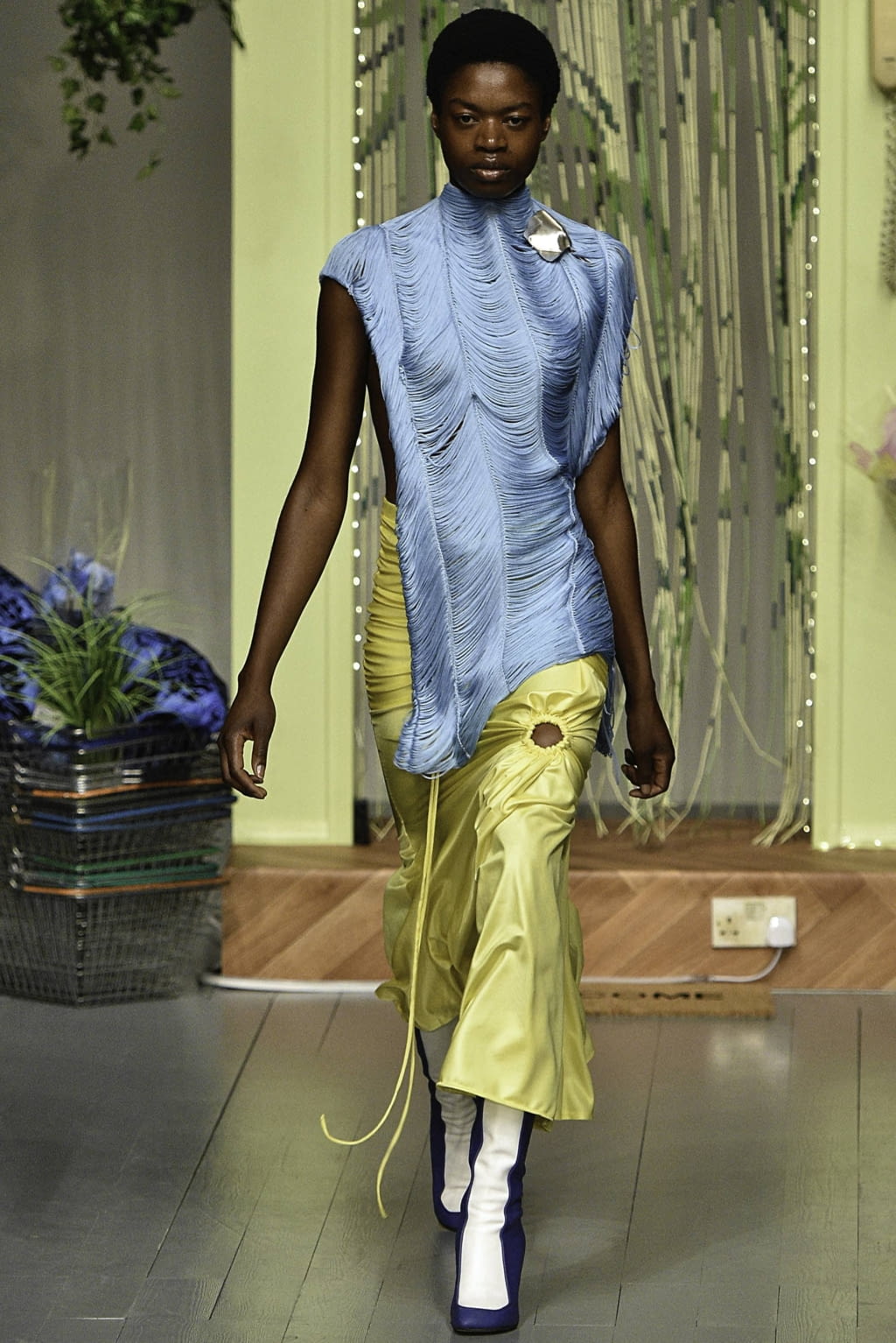 Fashion Week London Spring/Summer 2019 look 15 from the Richard Malone collection womenswear