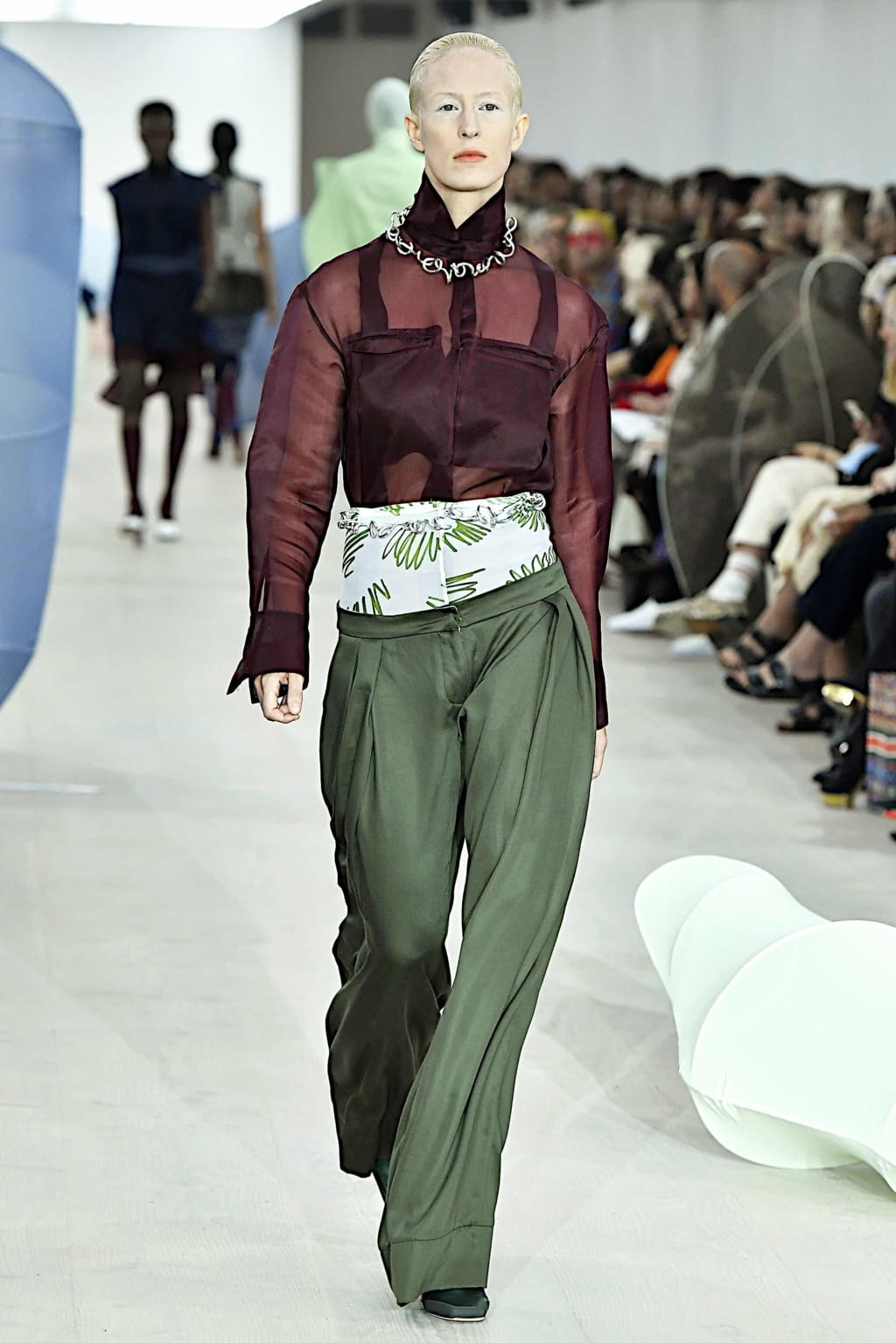 Fashion Week London Spring/Summer 2020 look 15 from the Richard Malone collection 女装