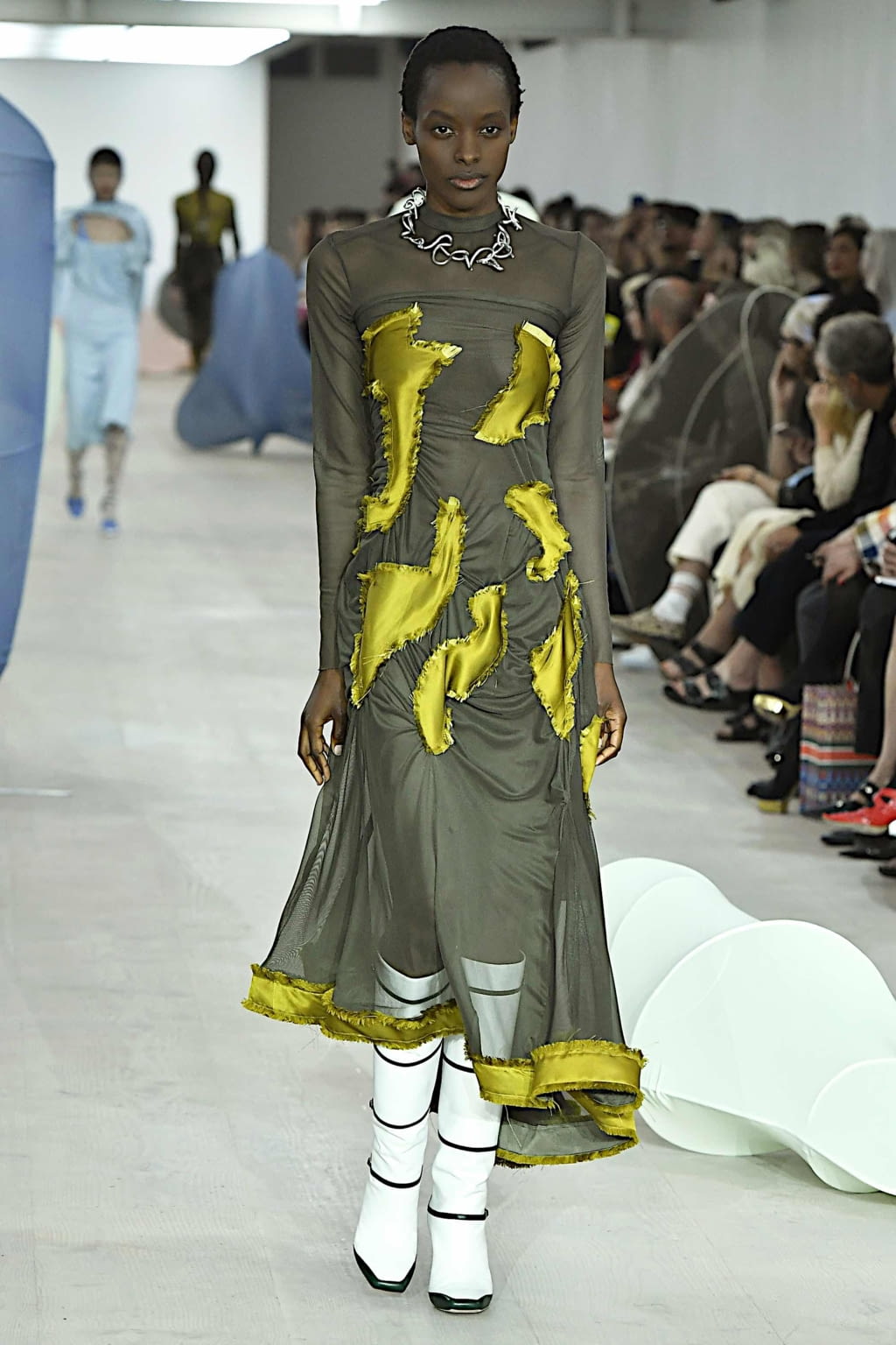 Fashion Week London Spring/Summer 2020 look 28 from the Richard Malone collection womenswear