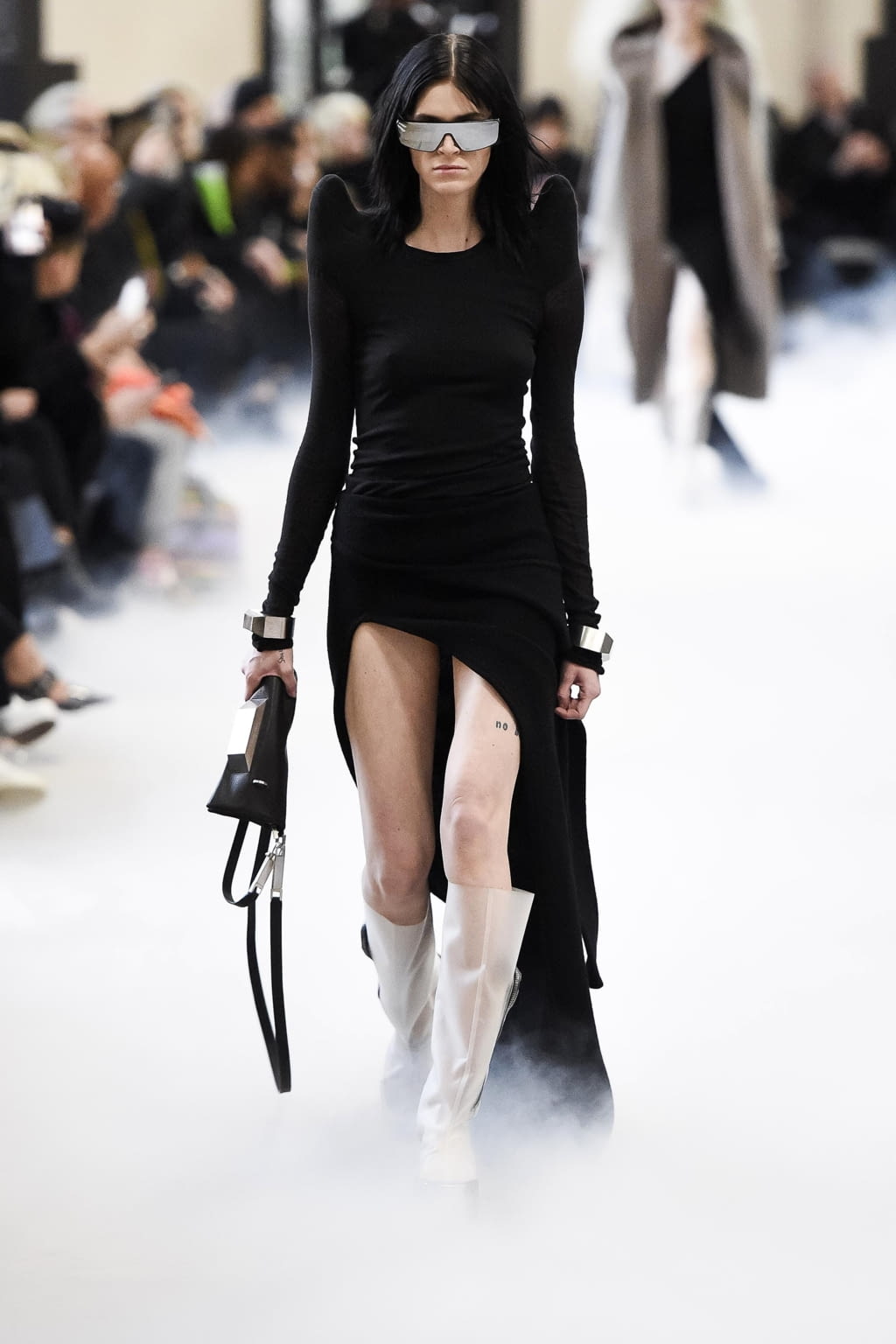 Fashion Week Paris Fall/Winter 2020 look 9 from the Rick Owens collection womenswear