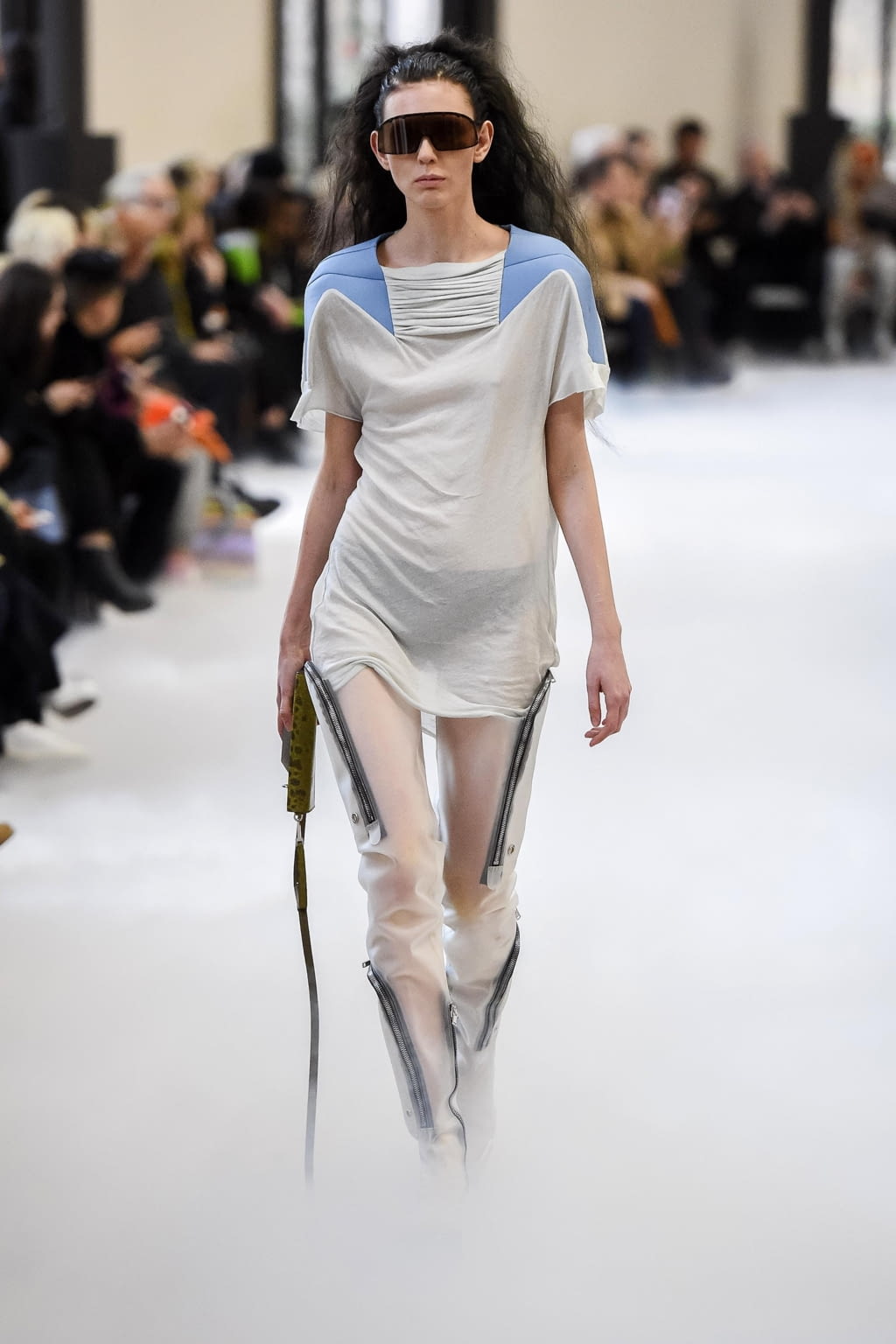 Fashion Week Paris Fall/Winter 2020 look 12 from the Rick Owens collection womenswear