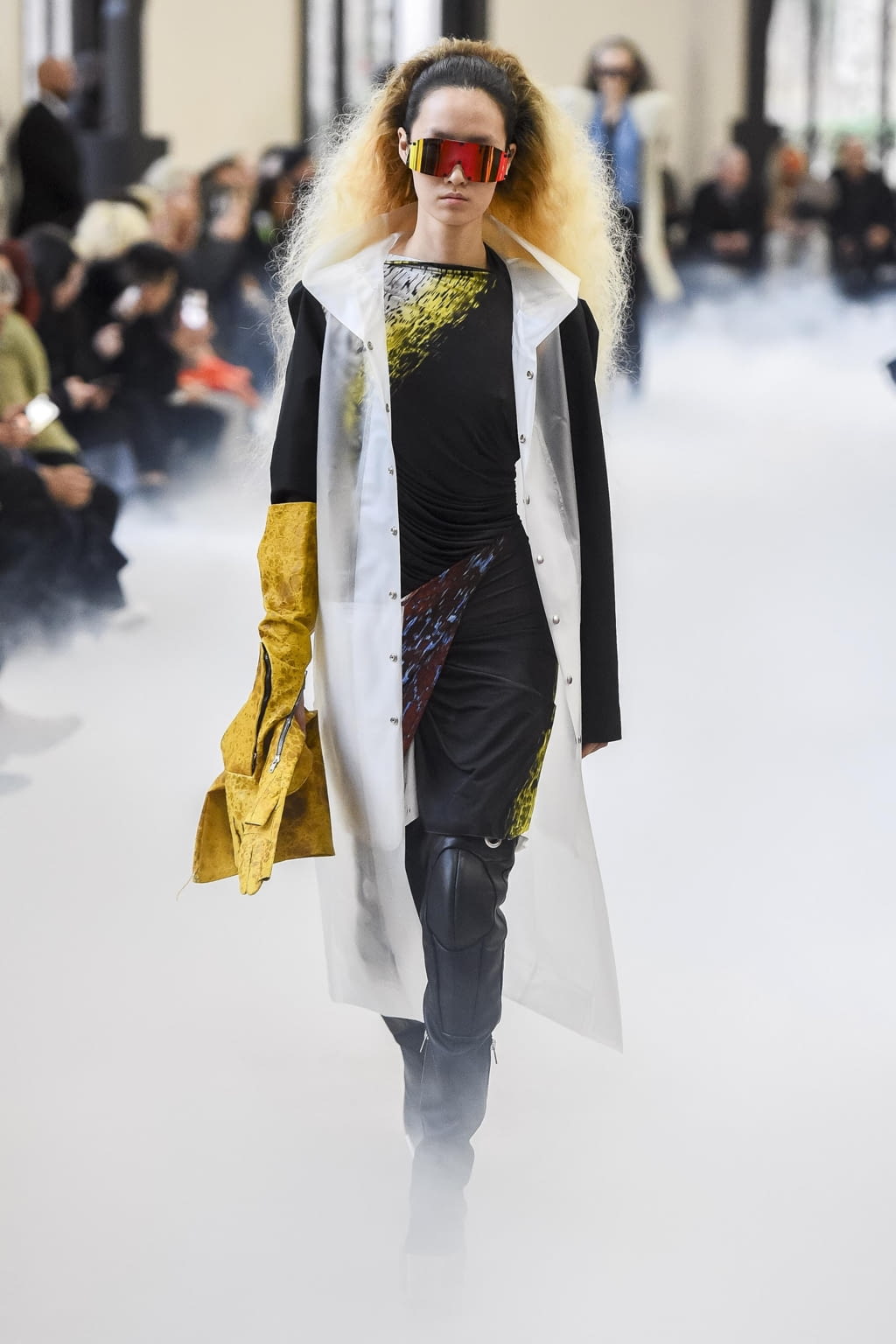 Fashion Week Paris Fall/Winter 2020 look 21 de la collection Rick Owens womenswear