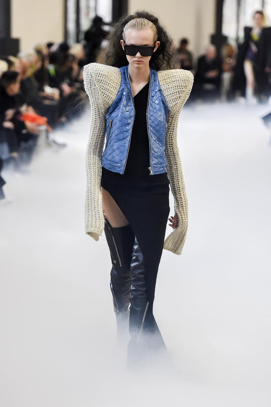 Fashion Week Paris Fall/Winter 2020 look 22 de la collection Rick Owens womenswear