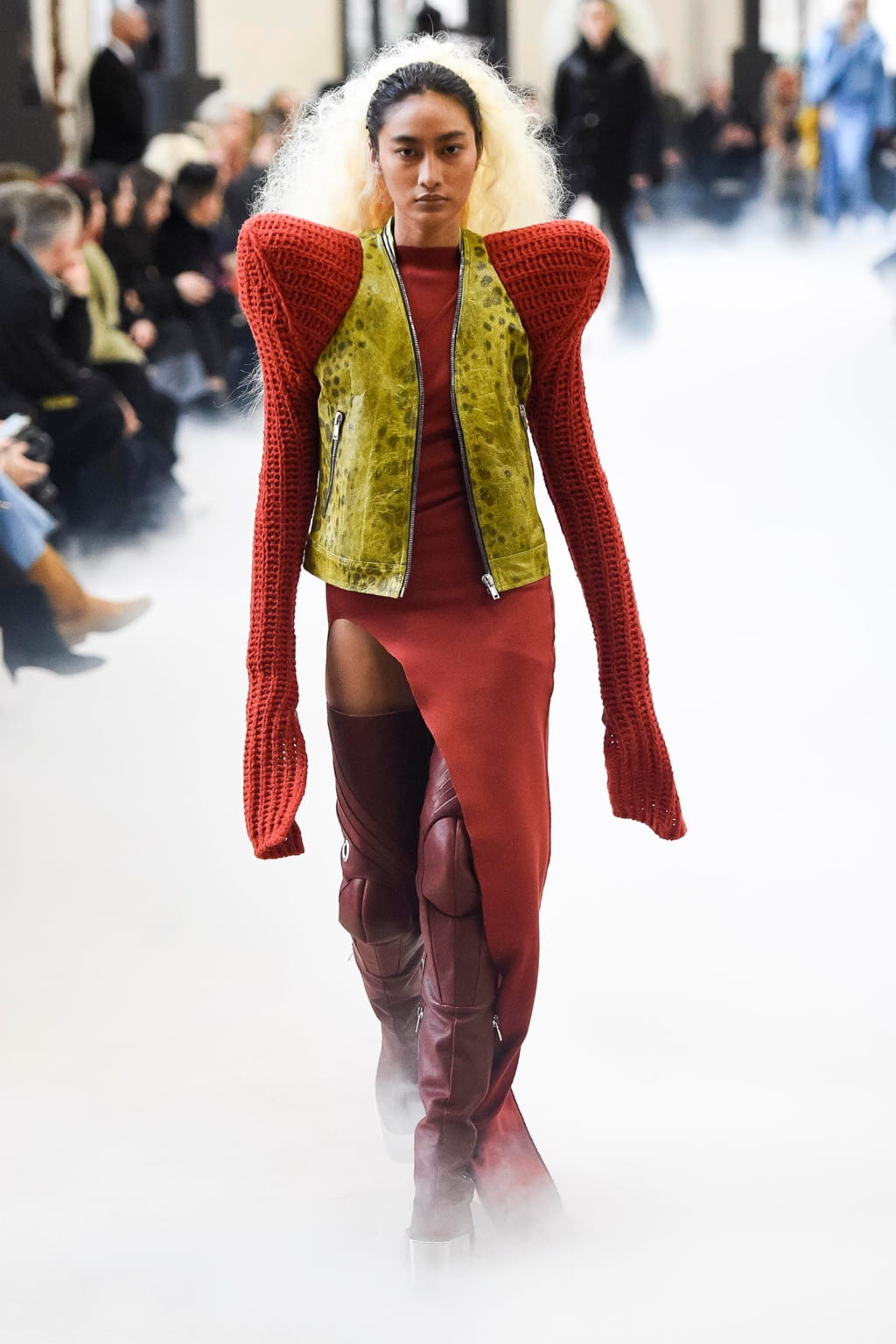 Fashion Week Paris Fall/Winter 2020 look 30 de la collection Rick Owens womenswear
