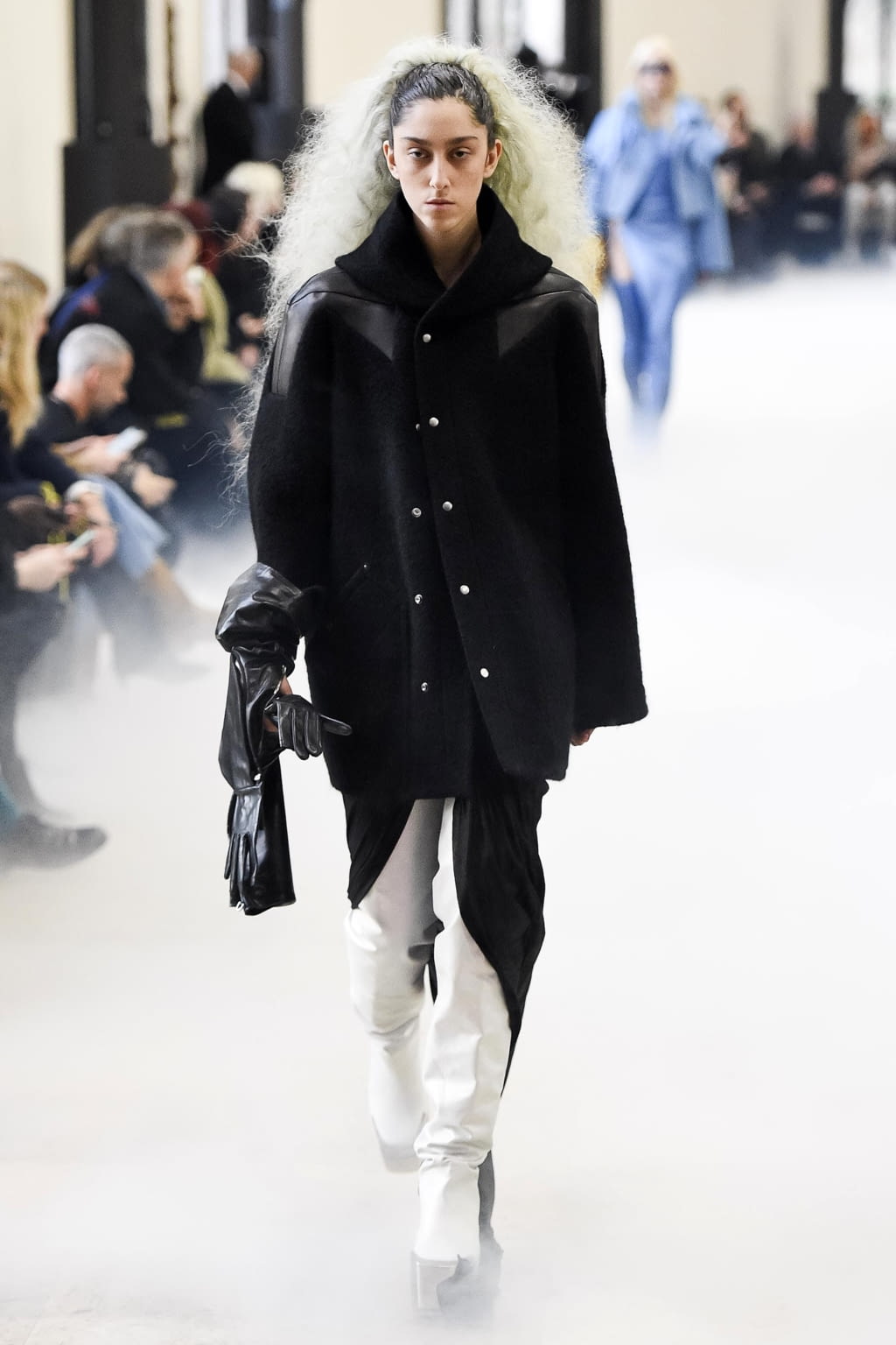 Fashion Week Paris Fall/Winter 2020 look 31 from the Rick Owens collection womenswear