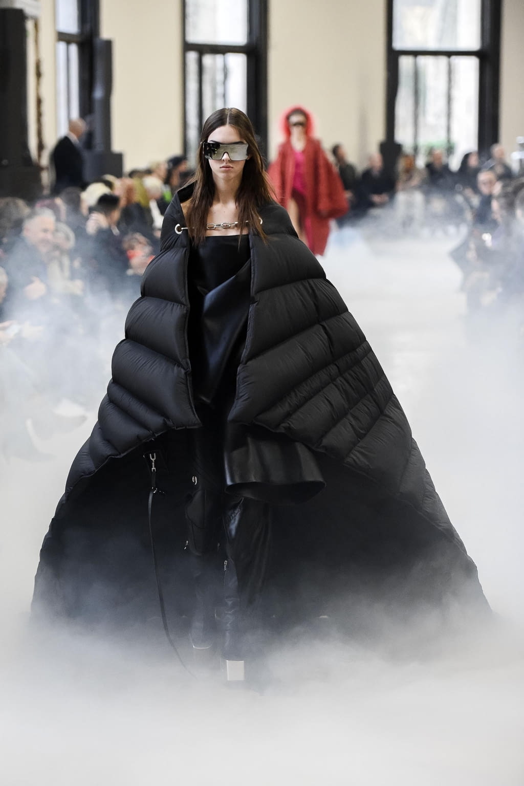Fashion Week Paris Fall/Winter 2020 look 33 from the Rick Owens collection womenswear