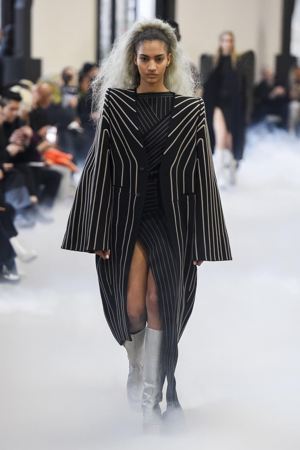 Fashion Week Paris Fall/Winter 2020 look 41 from the Rick Owens collection womenswear