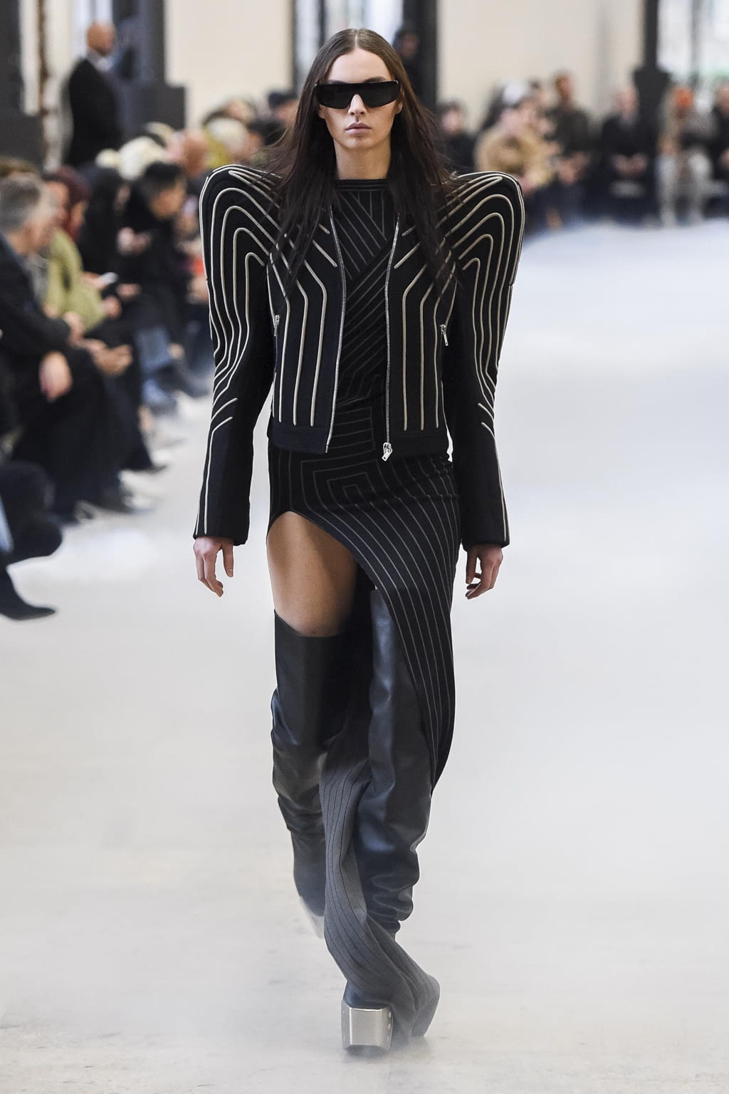 Fashion Week Paris Fall/Winter 2020 look 45 from the Rick Owens collection womenswear