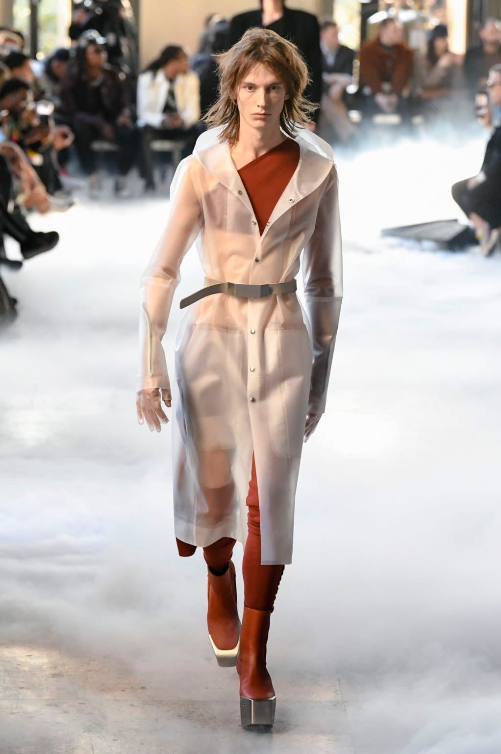 Fashion Week Paris Fall/Winter 2020 look 19 de la collection Rick Owens menswear