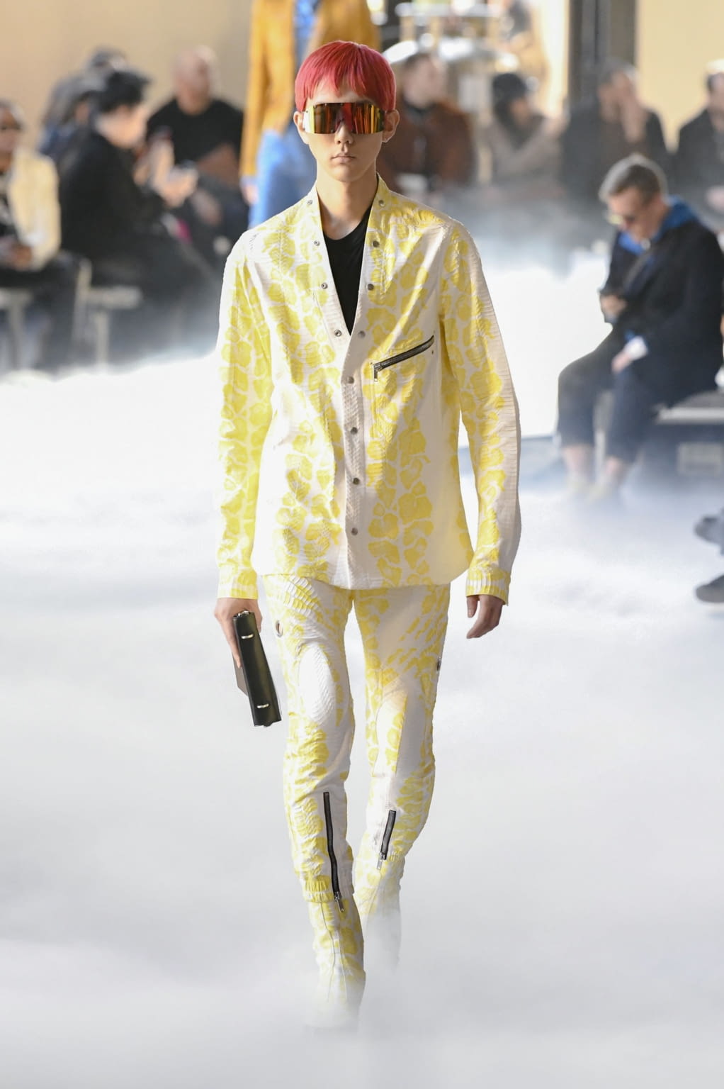 Fashion Week Paris Fall/Winter 2020 look 30 de la collection Rick Owens menswear