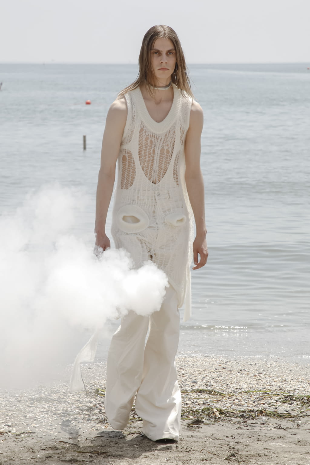 Fashion Week Paris Spring/Summer 2022 look 4 de la collection Rick Owens menswear