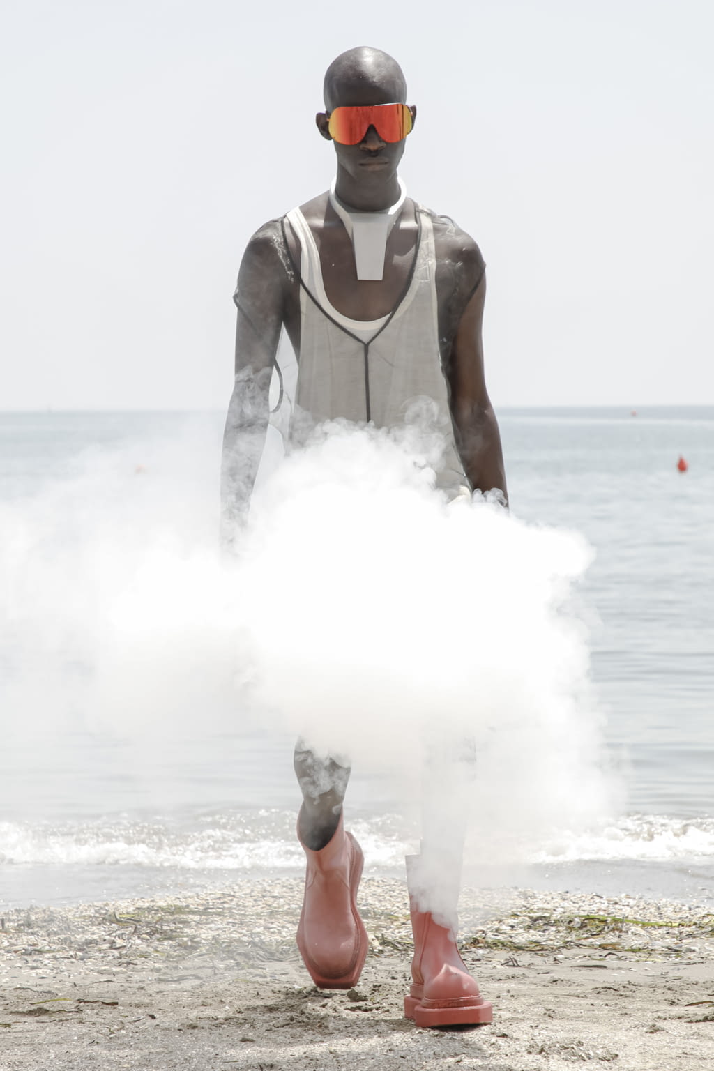Fashion Week Paris Spring/Summer 2022 look 11 from the Rick Owens collection menswear
