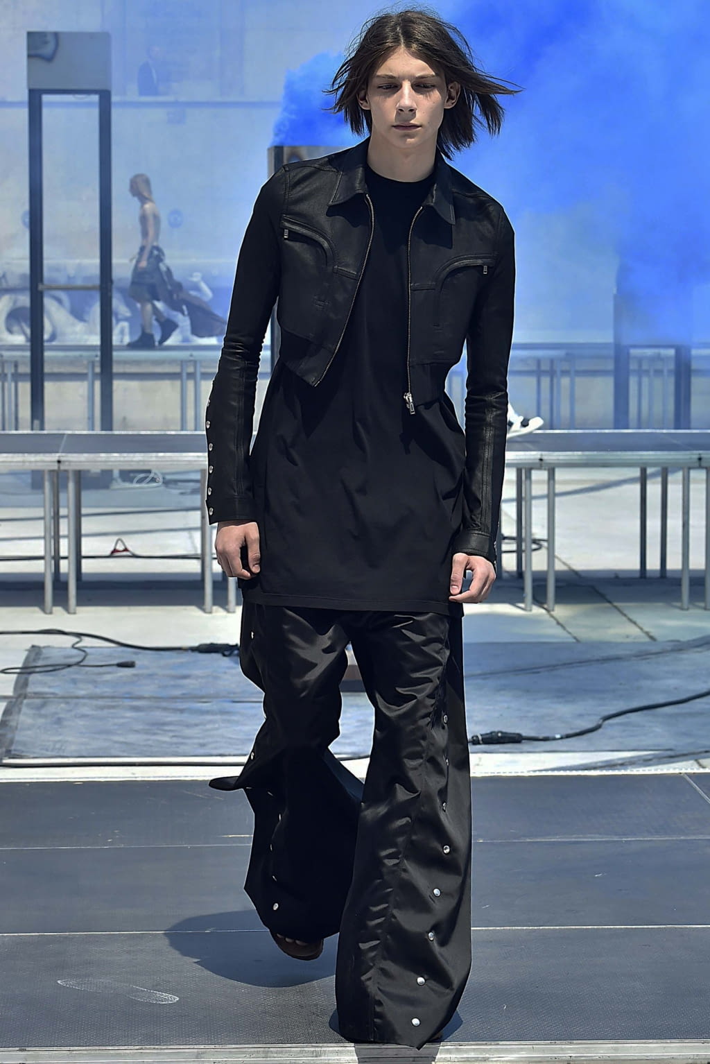 Fashion Week Paris Spring/Summer 2019 look 7 from the Rick Owens collection menswear