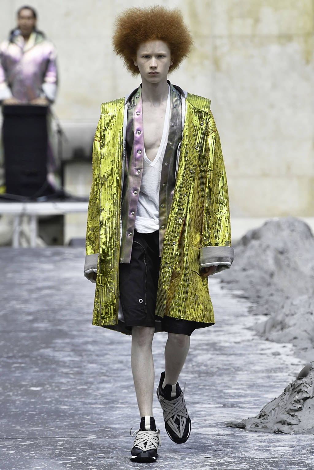 Fashion Week Paris Spring/Summer 2020 look 35 de la collection Rick Owens menswear
