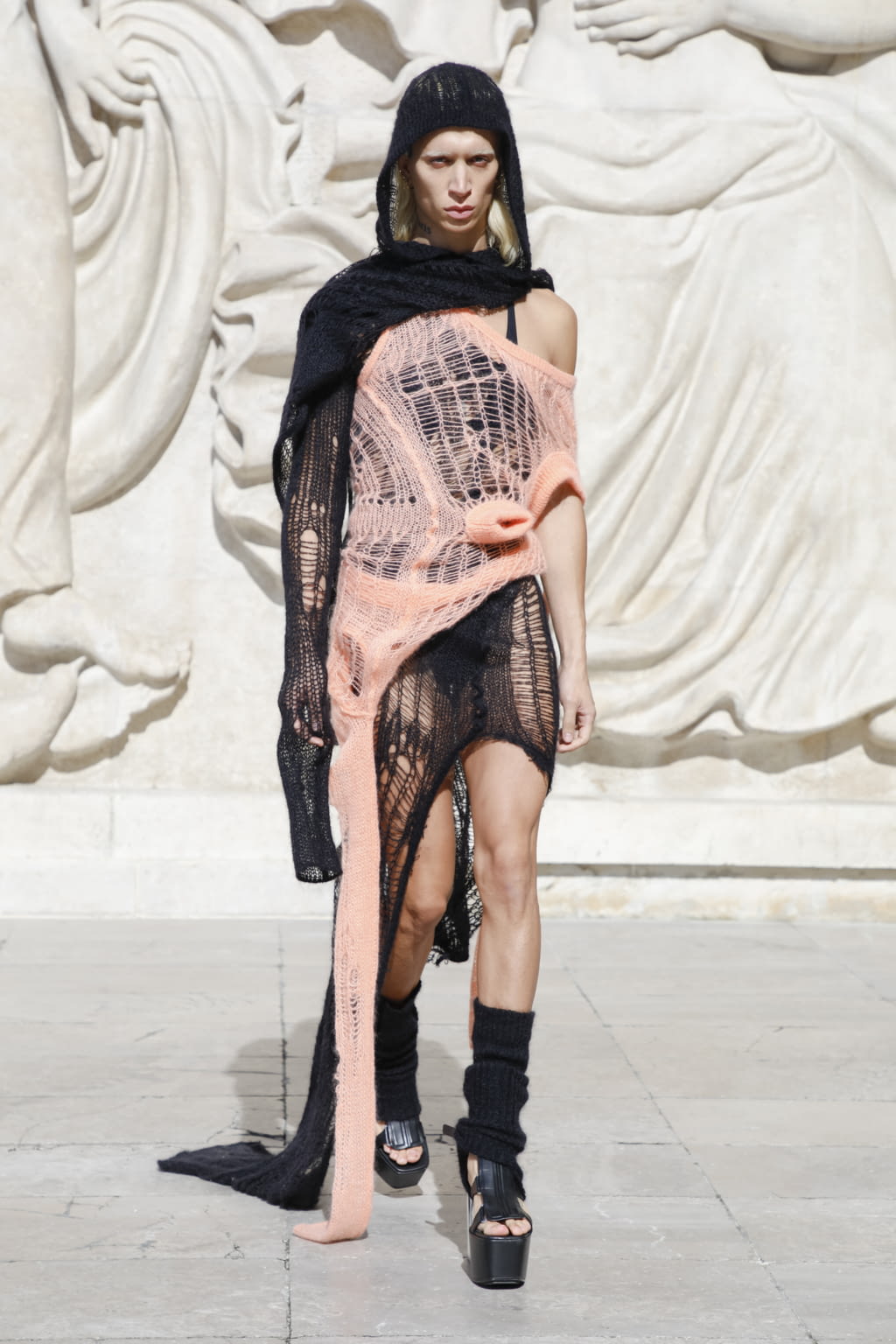 Fashion Week Paris Spring/Summer 2022 look 17 from the Rick Owens collection womenswear
