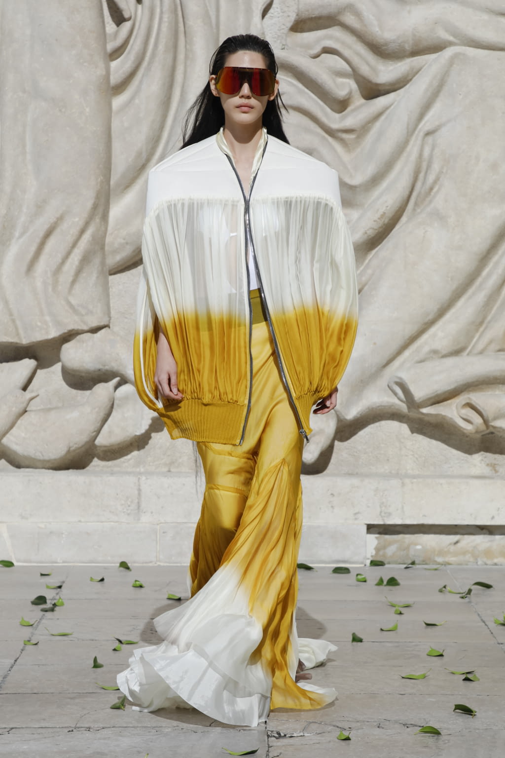 Fashion Week Paris Spring/Summer 2022 look 38 from the Rick Owens collection womenswear