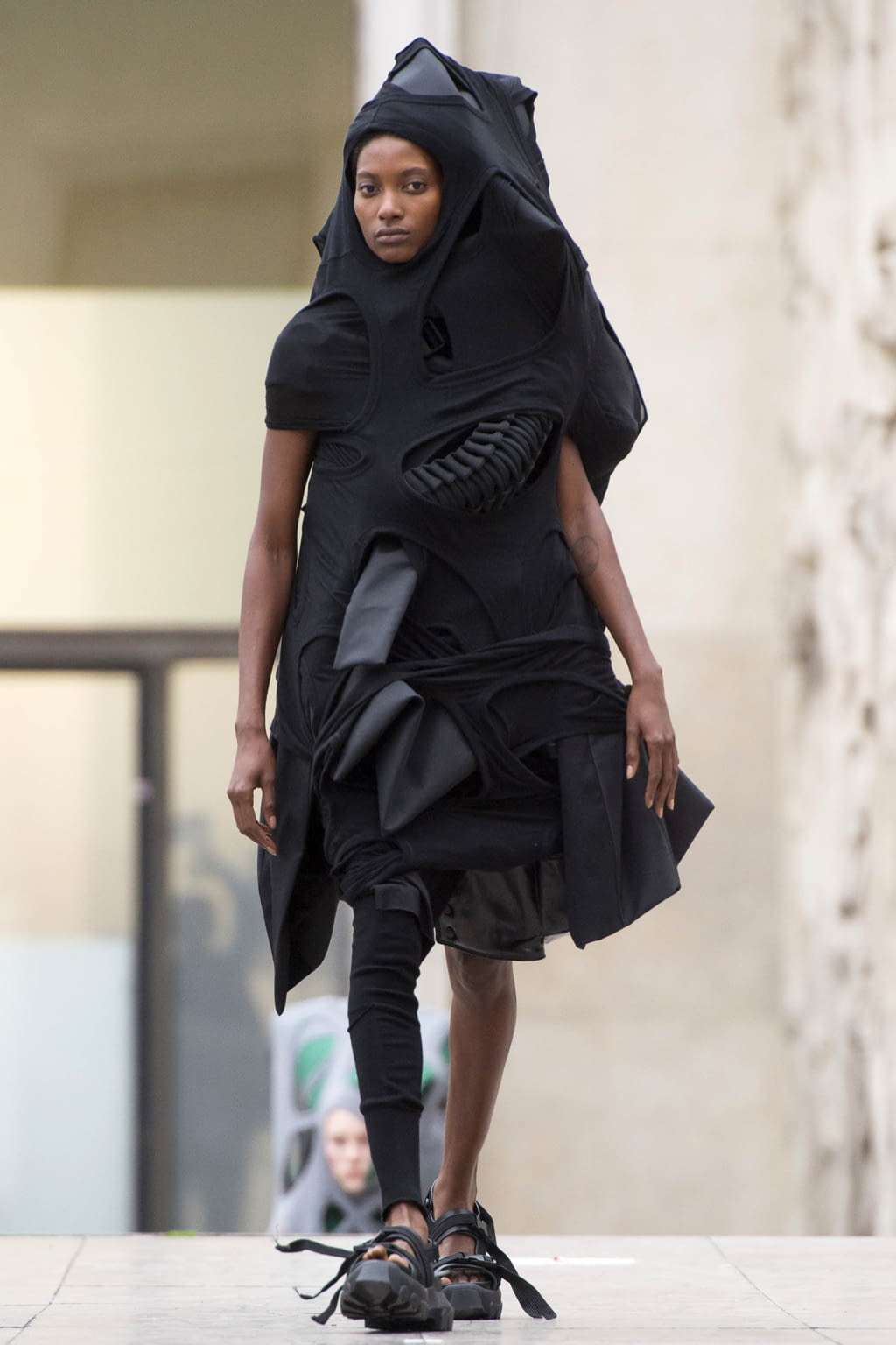 Fashion Week Paris Spring/Summer 2018 look 36 from the Rick Owens collection womenswear