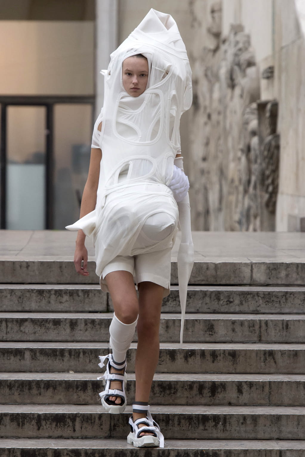 Fashion Week Paris Spring/Summer 2018 look 40 from the Rick Owens collection womenswear