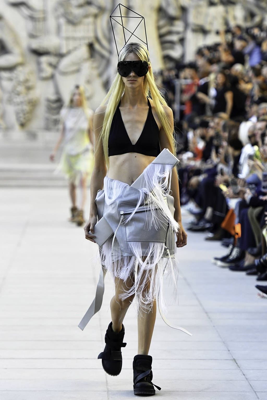 Fashion Week Paris Spring/Summer 2019 look 8 from the Rick Owens collection womenswear