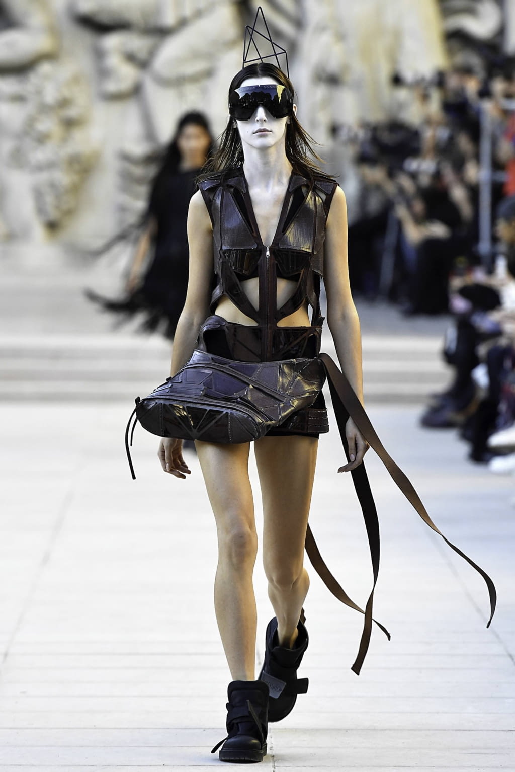 Fashion Week Paris Spring/Summer 2019 look 14 from the Rick Owens collection 女装