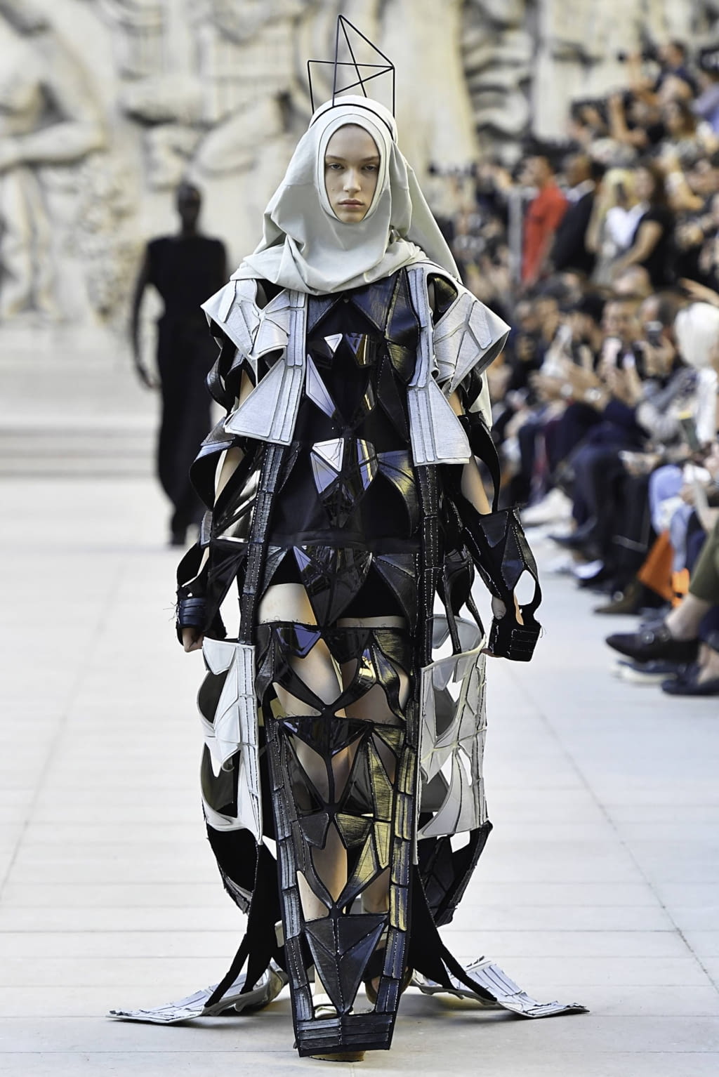Fashion Week Paris Spring/Summer 2019 look 38 from the Rick Owens collection 女装