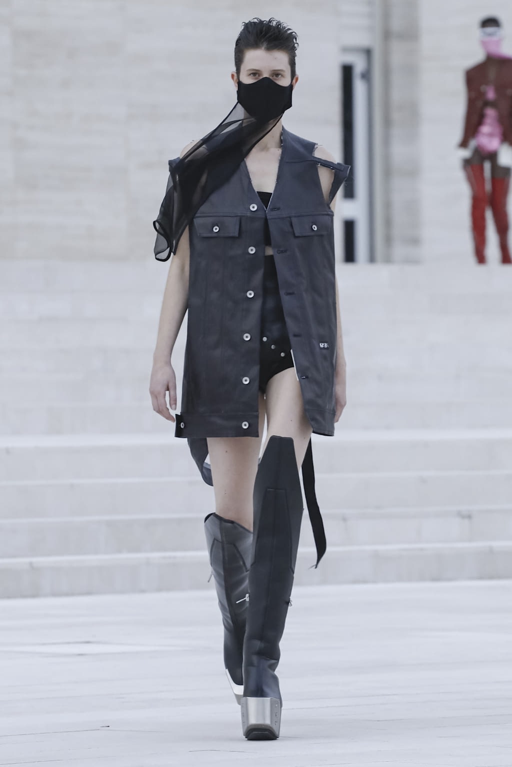 Fashion Week Paris Spring/Summer 2021 look 15 from the Rick Owens collection womenswear