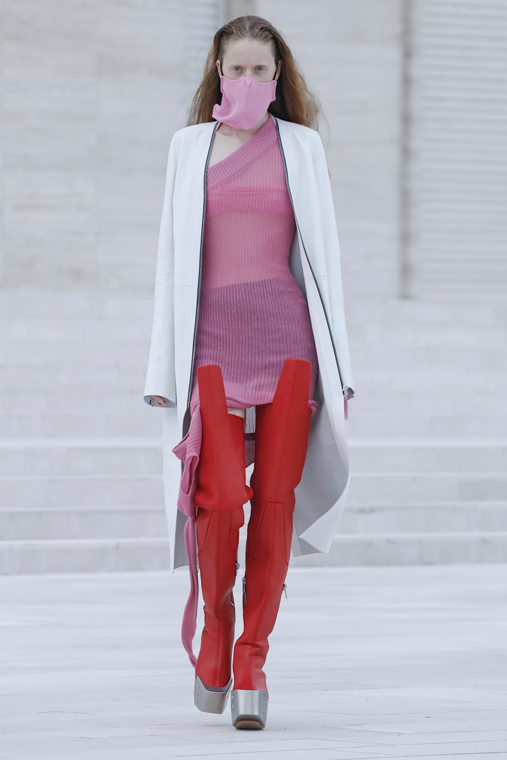 Fashion Week Paris Spring/Summer 2021 look 18 from the Rick Owens collection womenswear