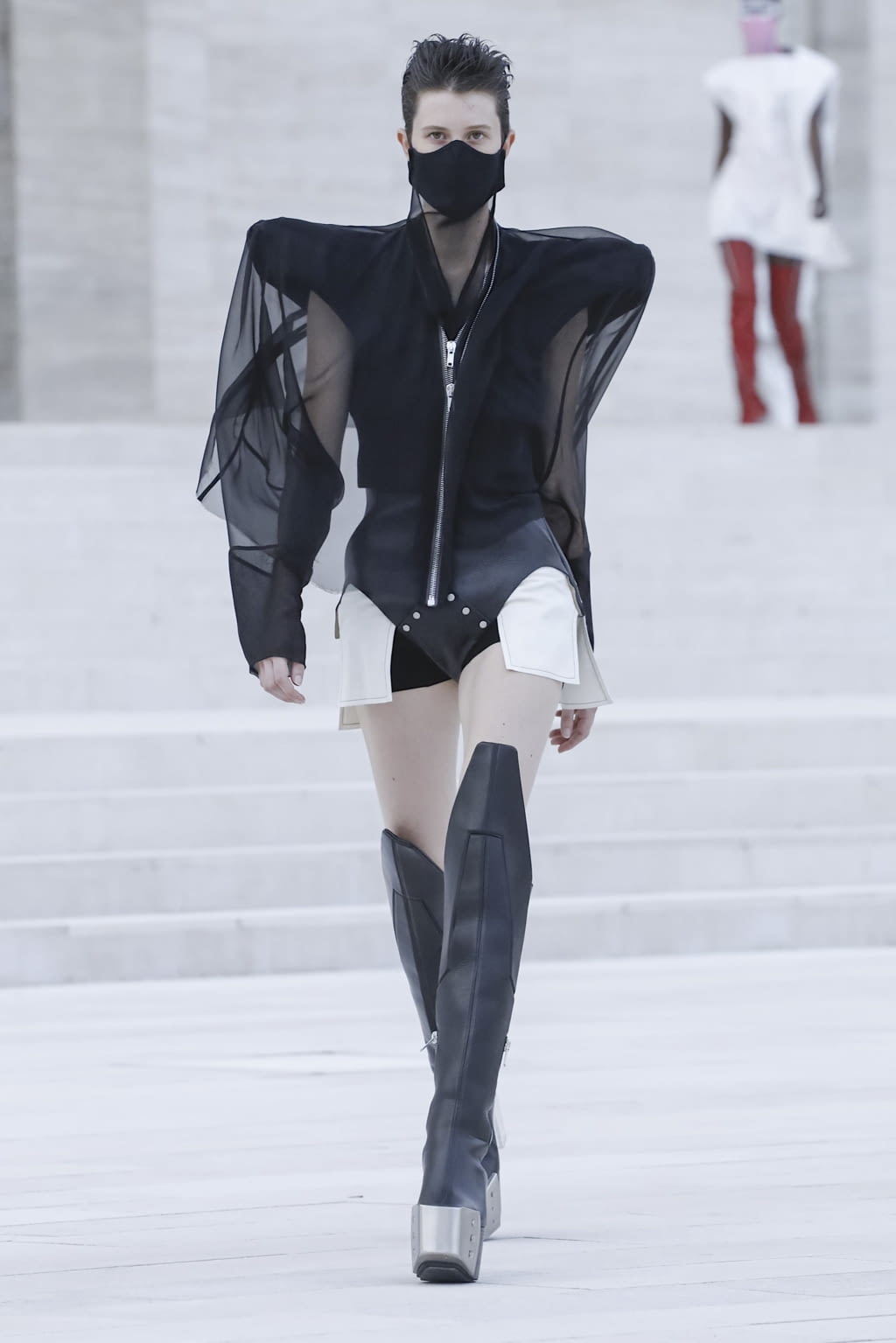 Fashion Week Paris Spring/Summer 2021 look 31 de la collection Rick Owens womenswear