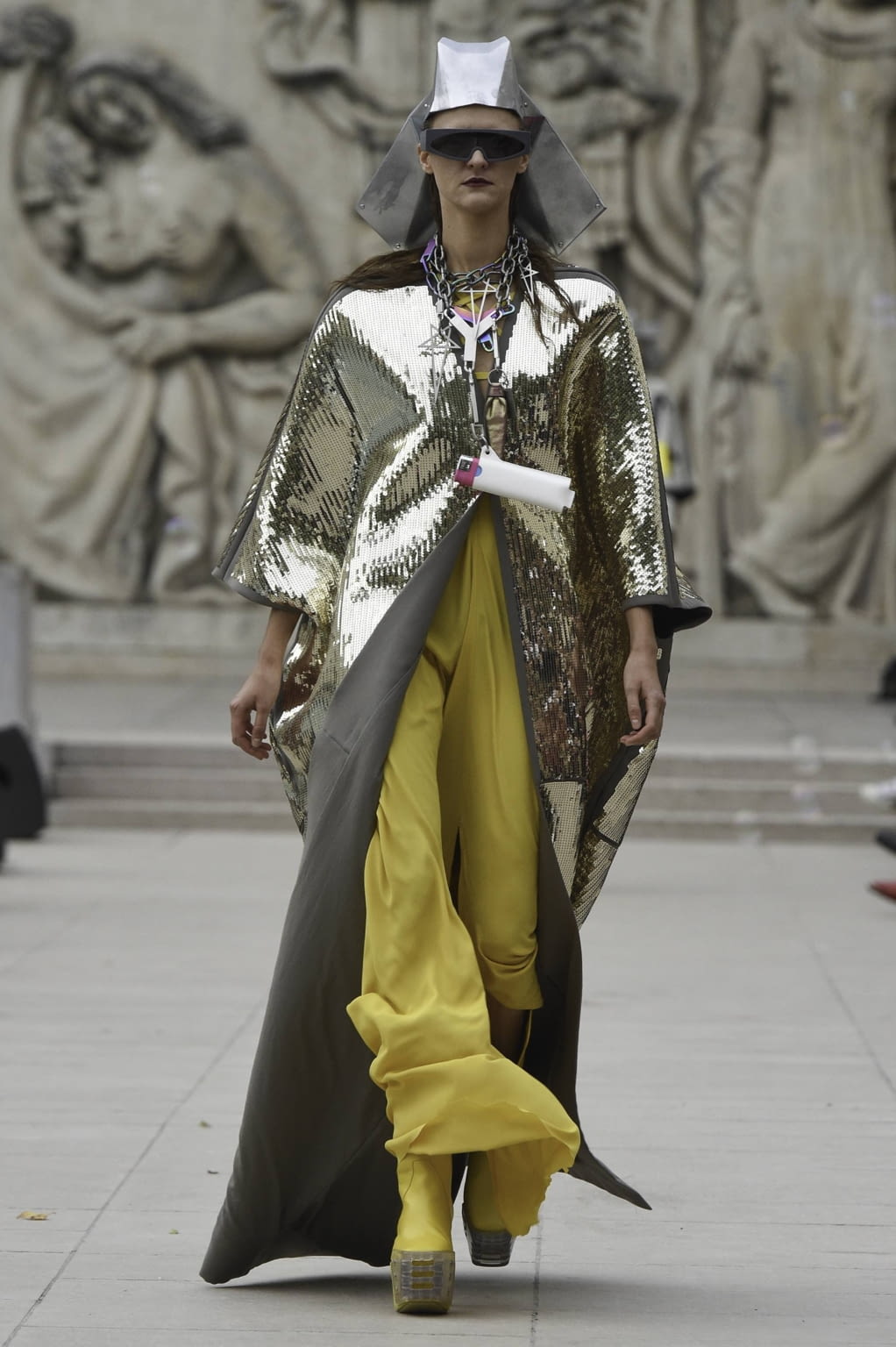 Fashion Week Paris Spring/Summer 2020 look 22 from the Rick Owens collection womenswear